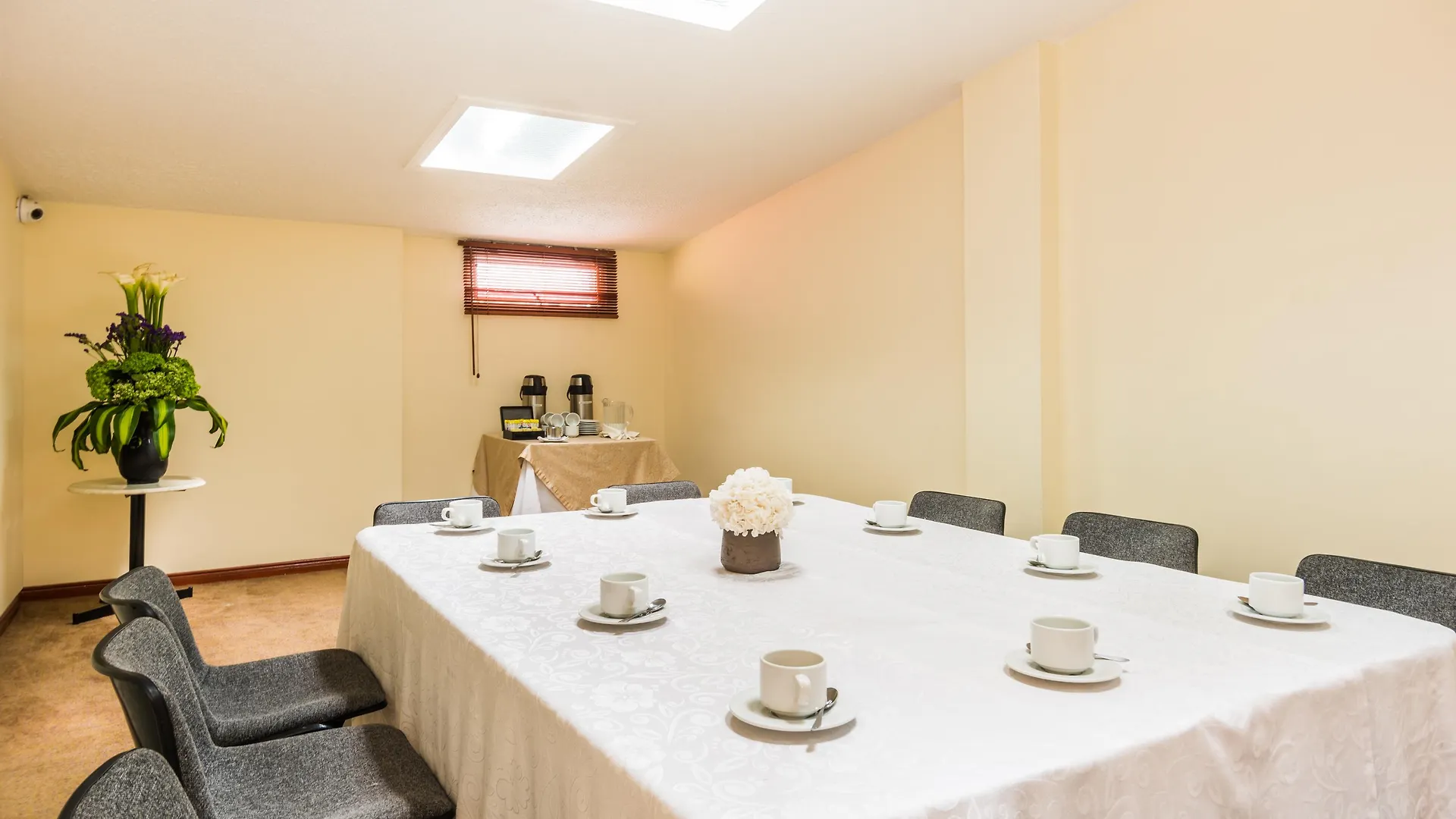 ***  Hotel Dann Av. 19 Bogota Colombia