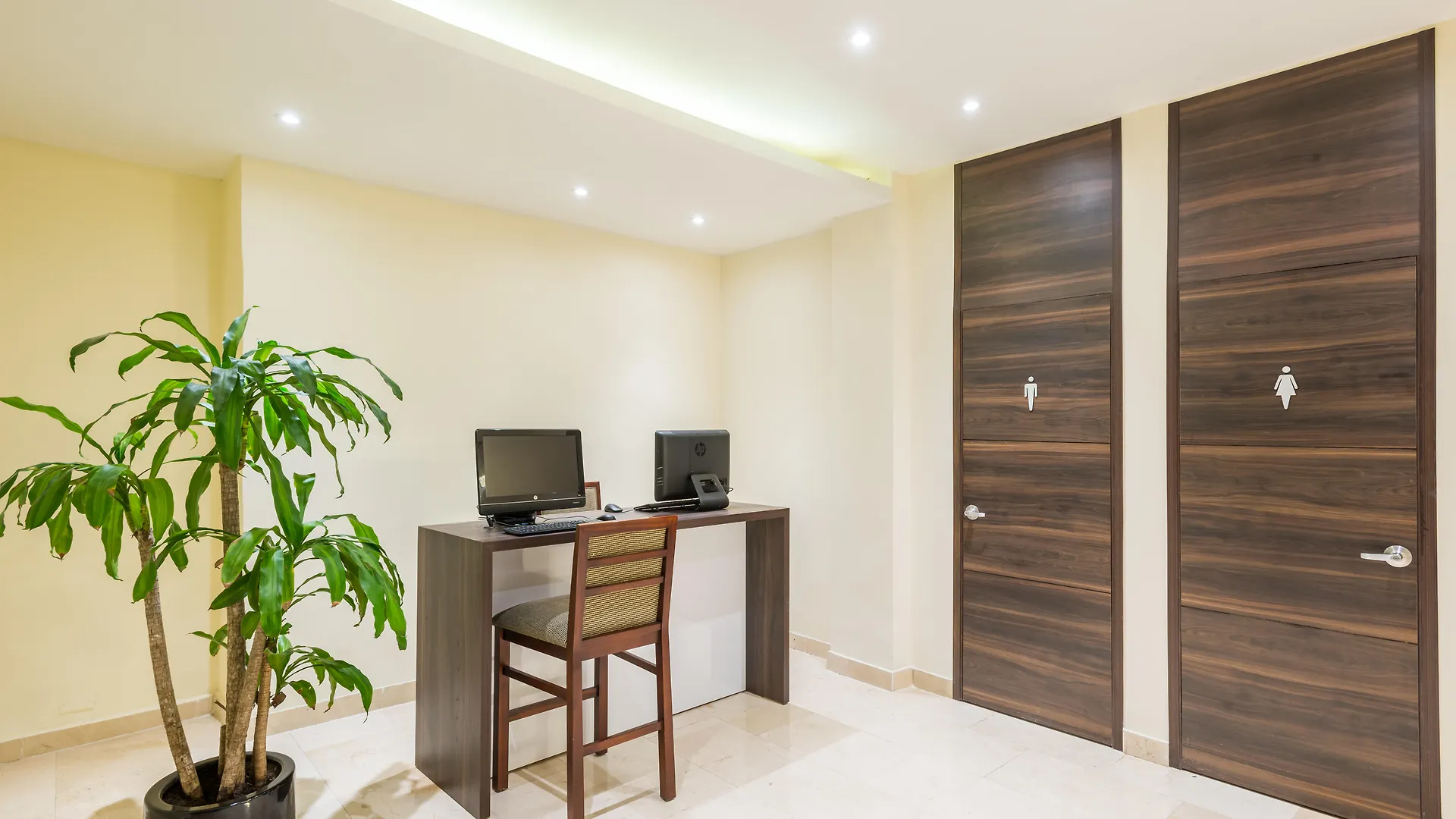 Hotel Dann Av. 19 Bogota Colombia