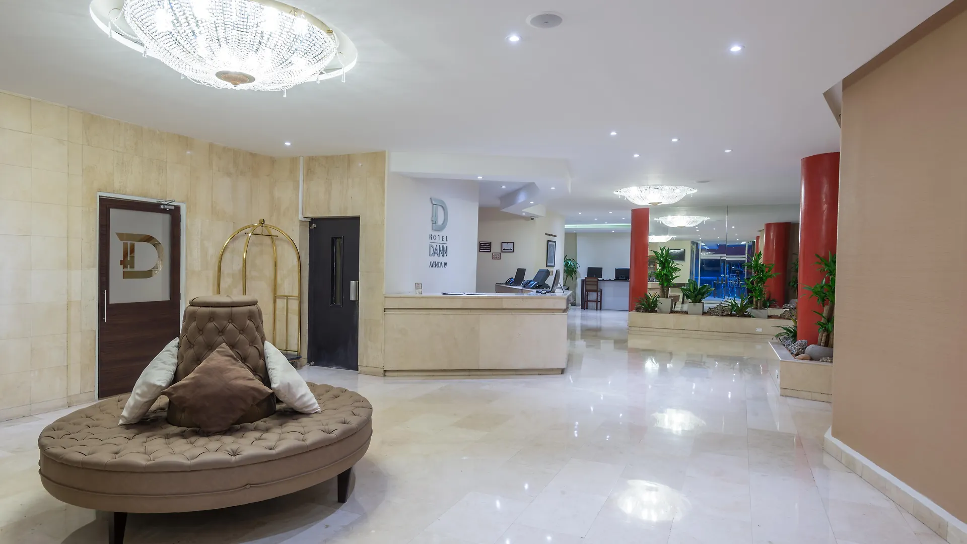***  Hotel Dann Av. 19 Bogota Colombia