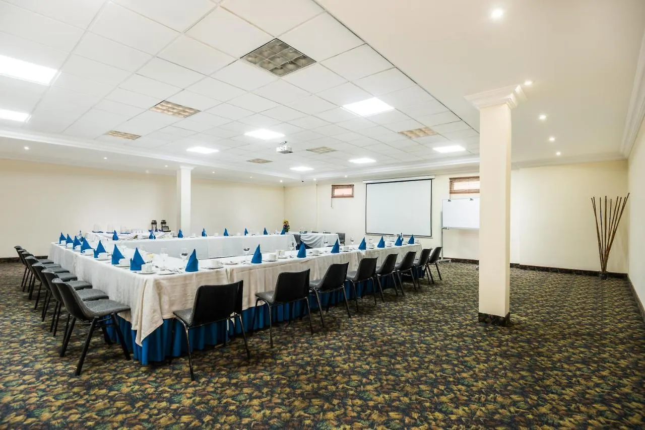 Hotel Dann Av. 19 Bogota 3*,